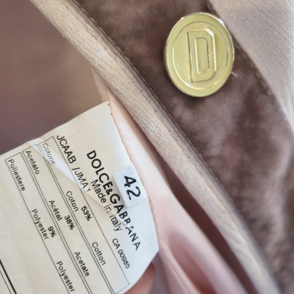 DOLCE & GABBANA matching set in baby pink with EXQUISITE handmade beadwork - Picture 8 of 14